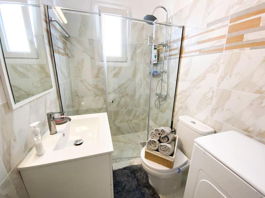 אתונה 6Th Floor Apartment In Victoria Square מראה חיצוני תמונה